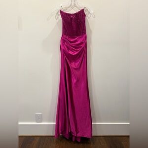 Sherri Hill Fuchsia Strapless Formal Dress…Size 0